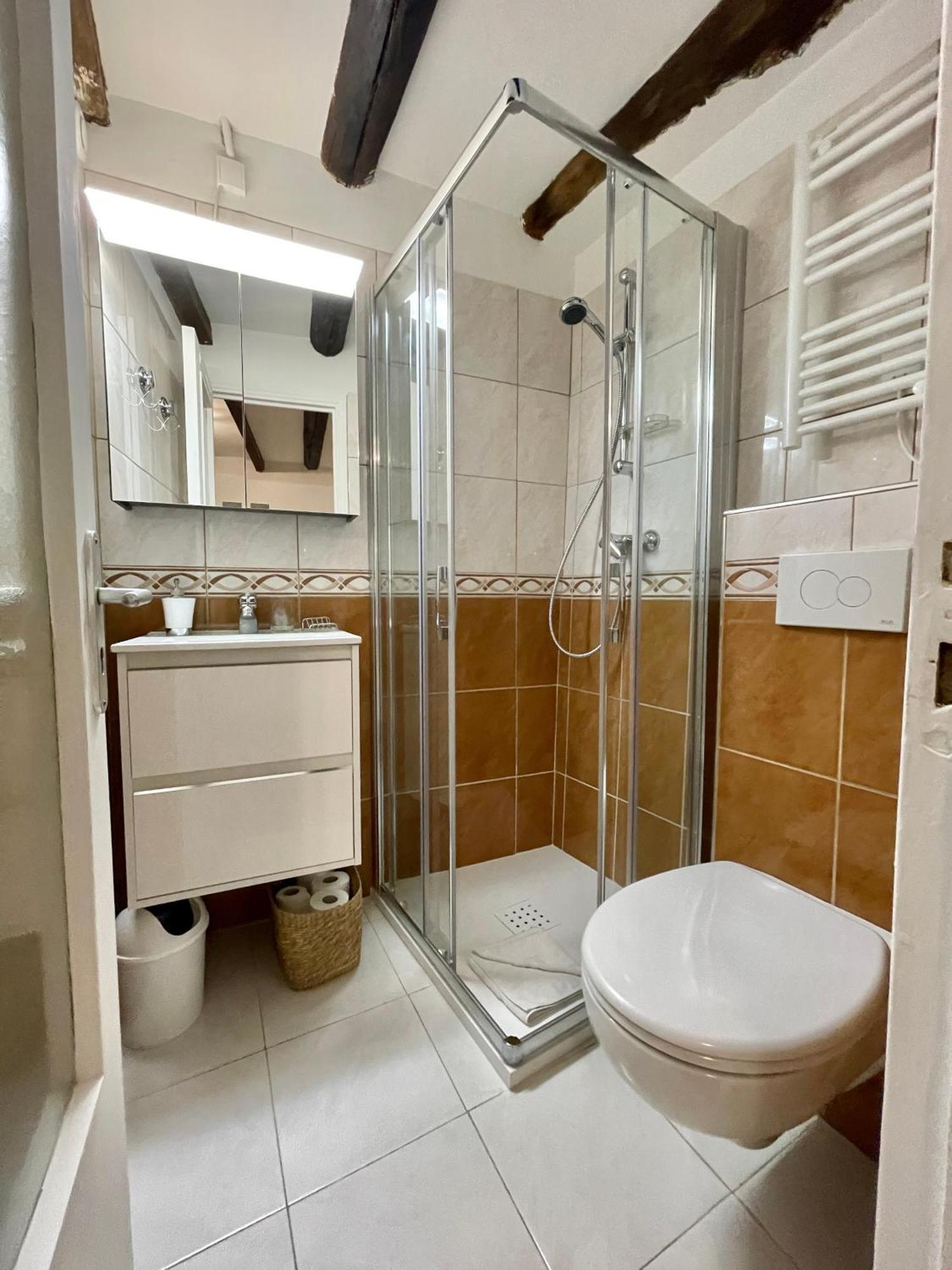 Acquassoma Vielle Ville Duplex Menton Pokoj fotografie